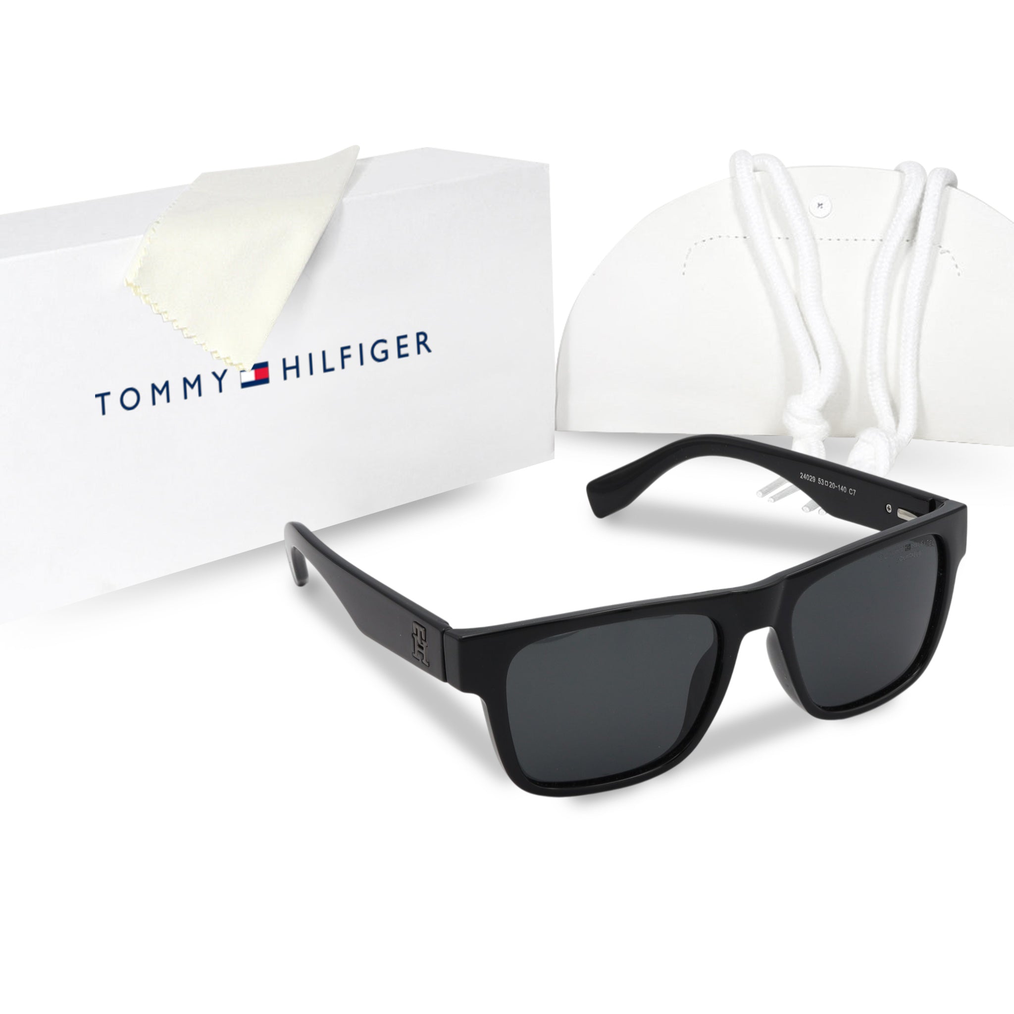 Tommy Hilfinger - TM02