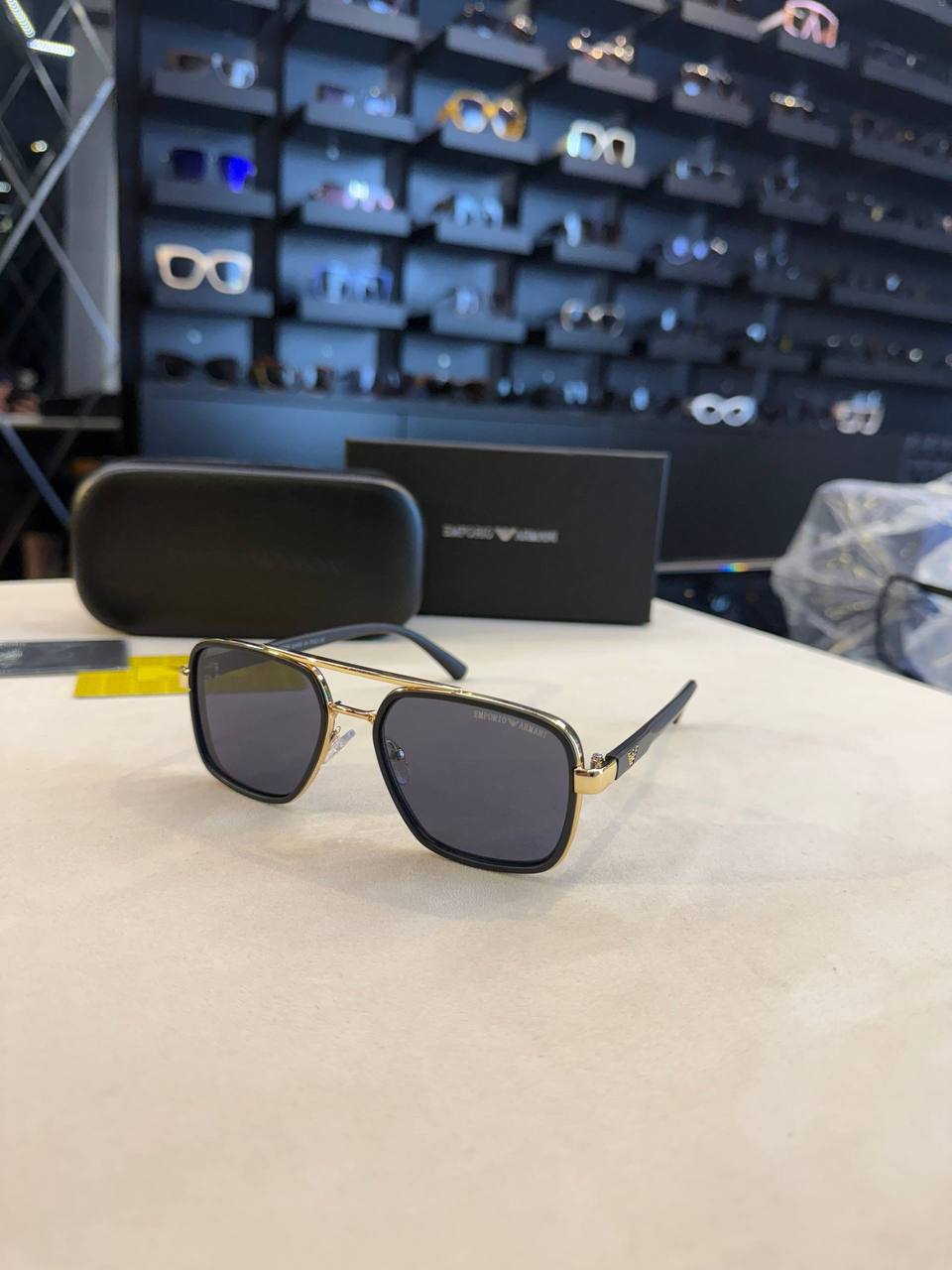 Emporio Armani 01