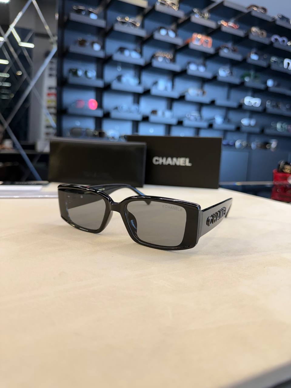 CHANEL CC 02
