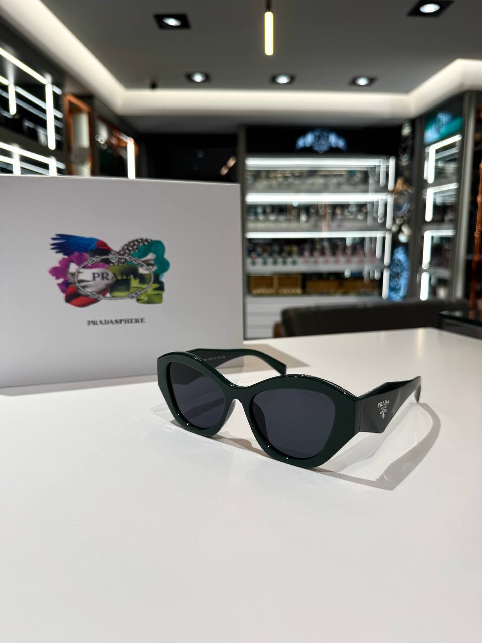 Prada - P91