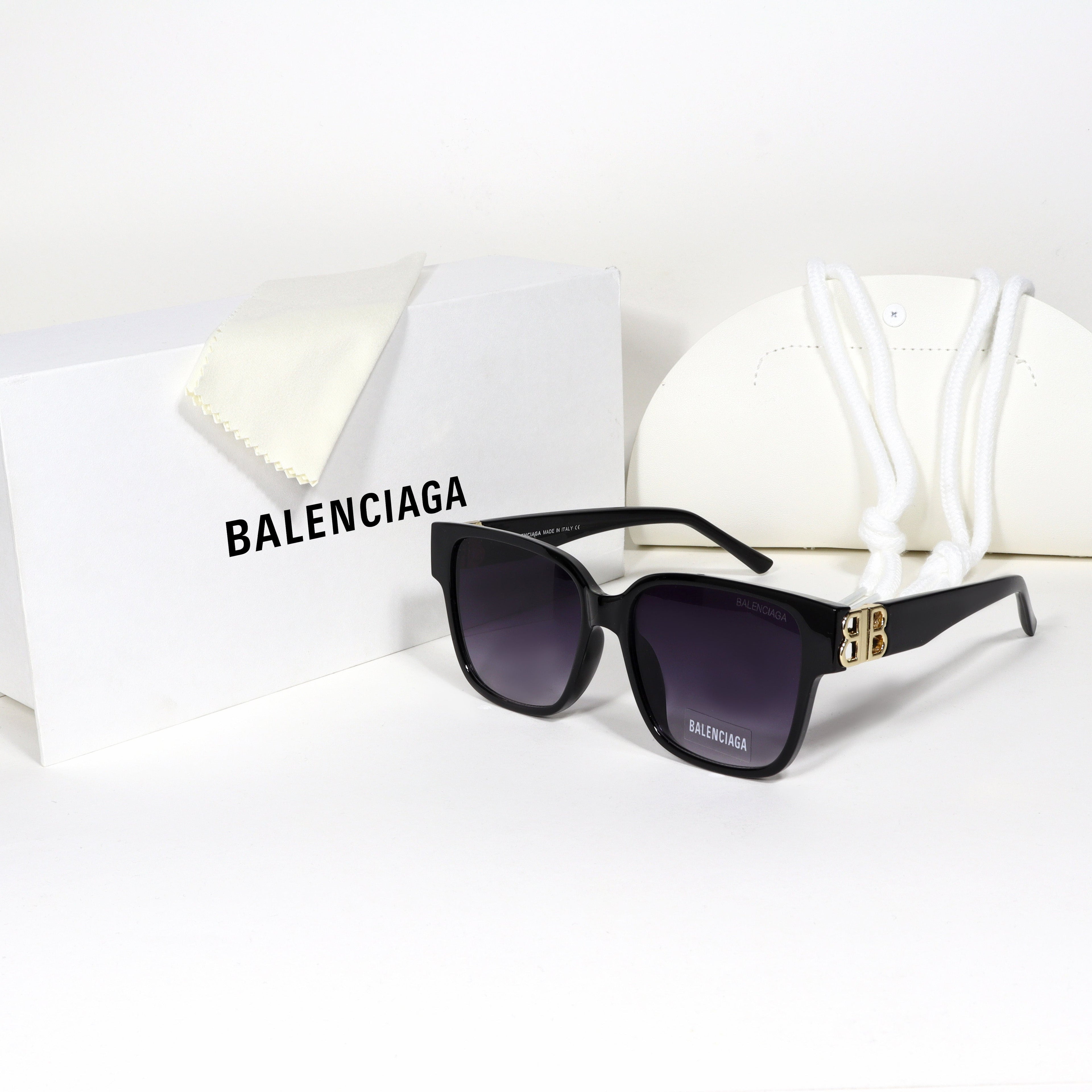 Balenciaga - BL04