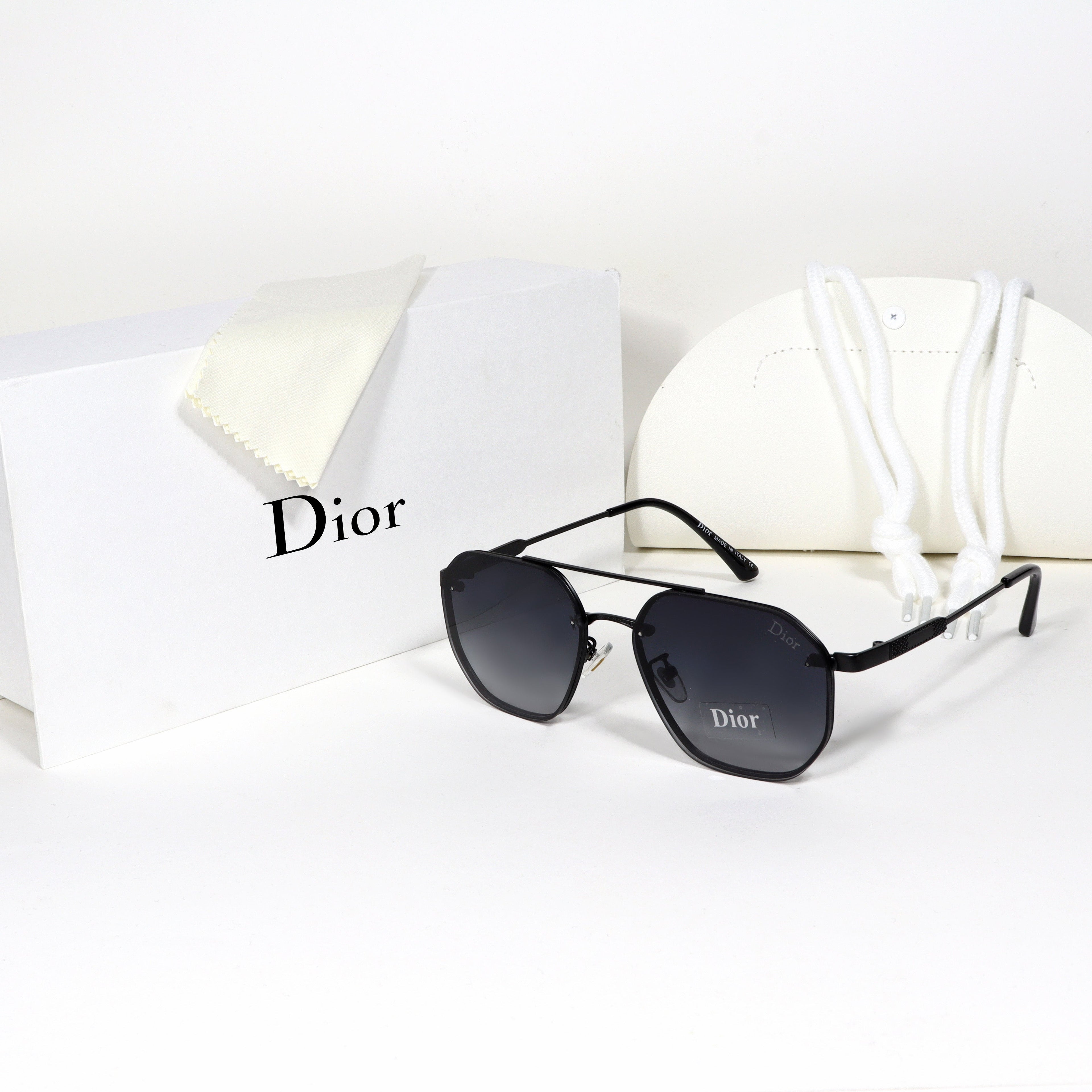 Dior - DR03