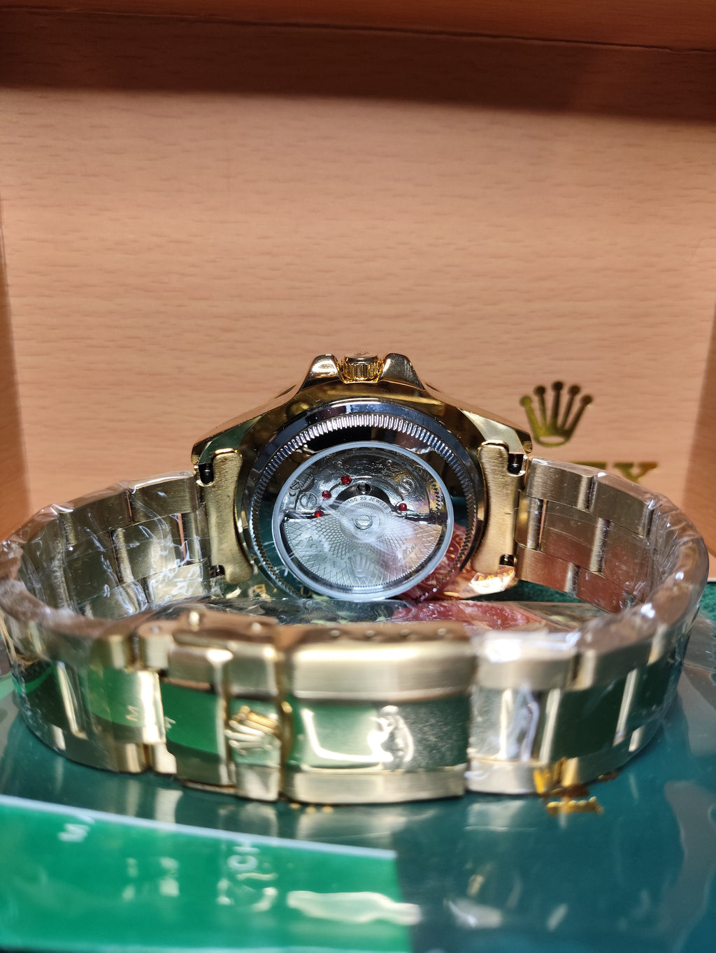 SUBMARINER GOLD BLACK DIAL CERAMIC BEZEL 40MM